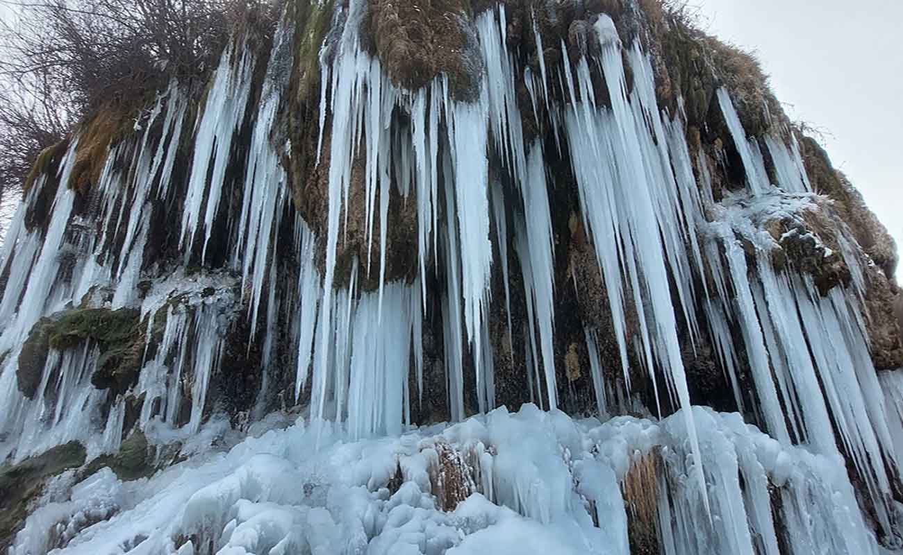 آبشارهای ایران - آبشار یخی 